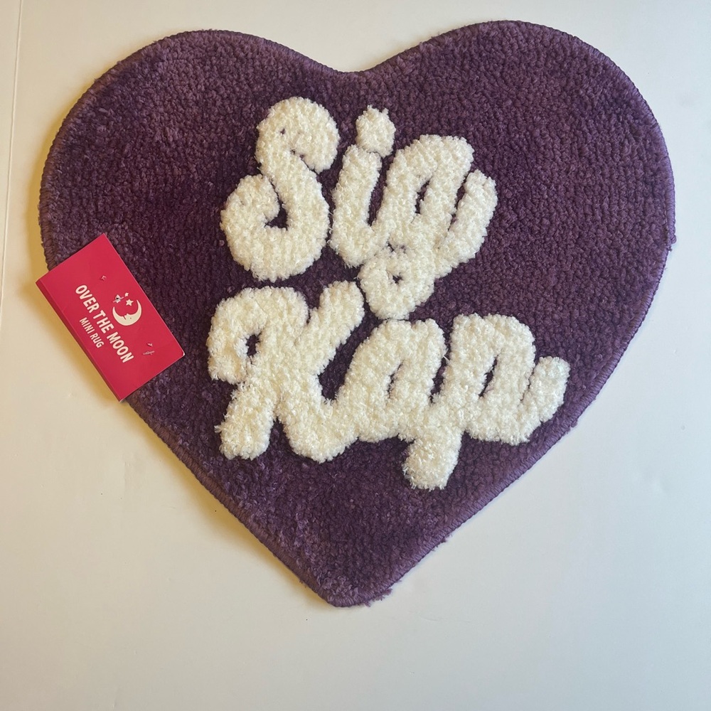 NWT Sigma Kap Mini Rug